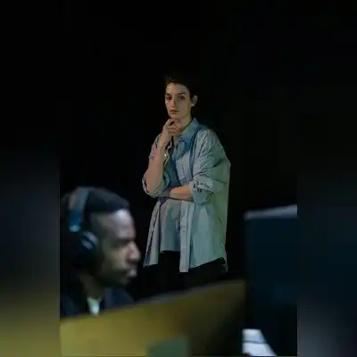 伏洋奕
